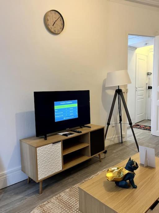 Studio Duquesne 1/2 Pers Nantes Dış mekan fotoğraf